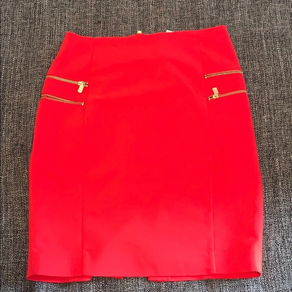 Red MIDI Skirt - Picture 1 of 5